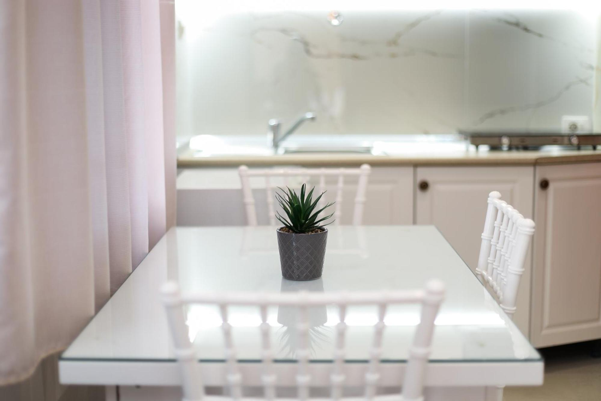 Vila Feliz - Premium Rooms With Free Private Parking Влёра Экстерьер фото